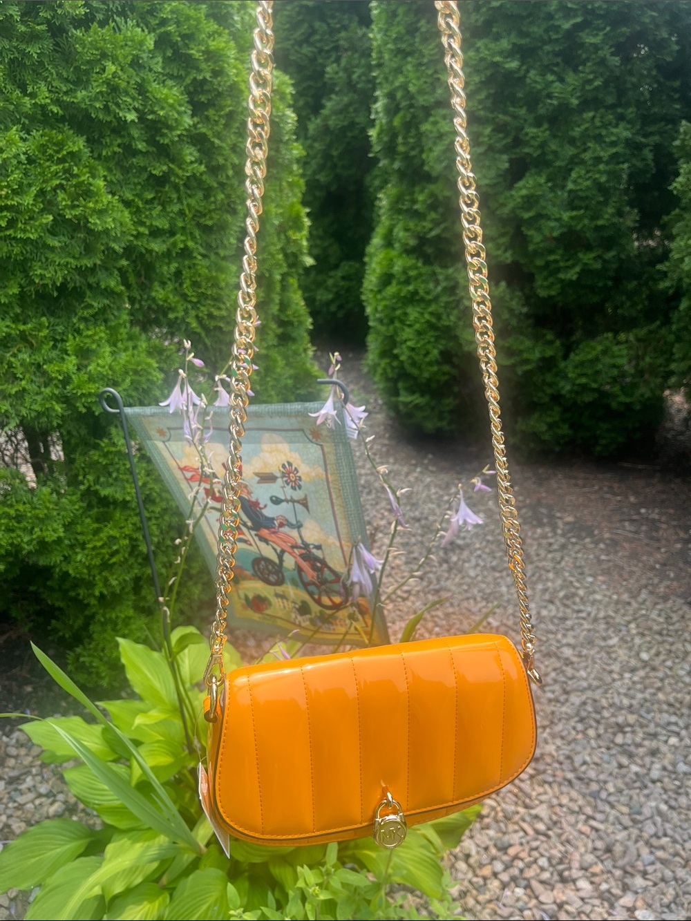 Michael Kors Mila 🍊 Patent Quilted Shoulder Bag w/ Gold Chain New. Retail $398 - Picture 6 of 8